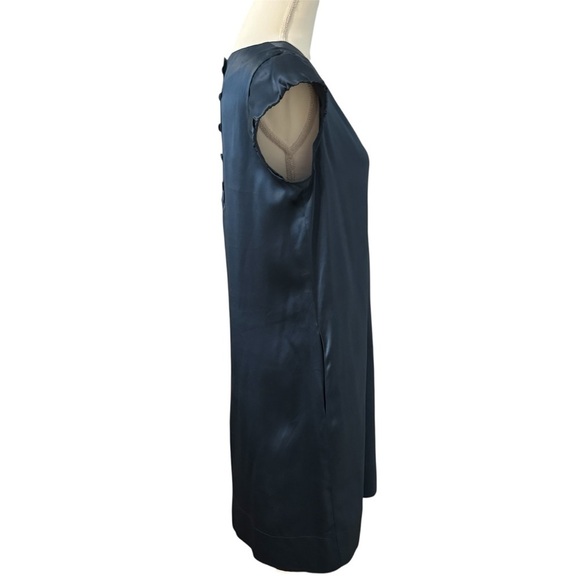 Banana Republic Midnight Blue Blouse | Very Good Condition - Picture 5 of 10